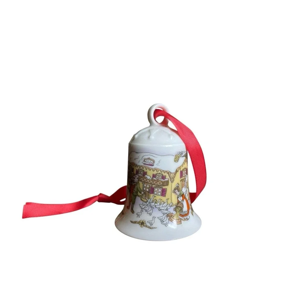 At the Goose Inn Christmas Bell Ornament 1992 Weihnachts Glock Porcelain Germany